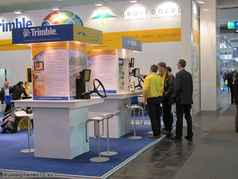 Expozice společností Trimble a geo-konzept (zobrazeno 20x)